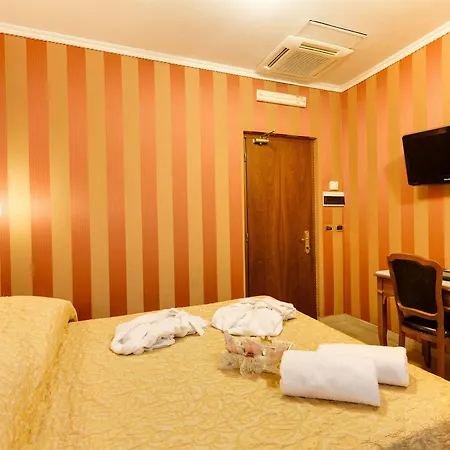 מלון Hotel Forte